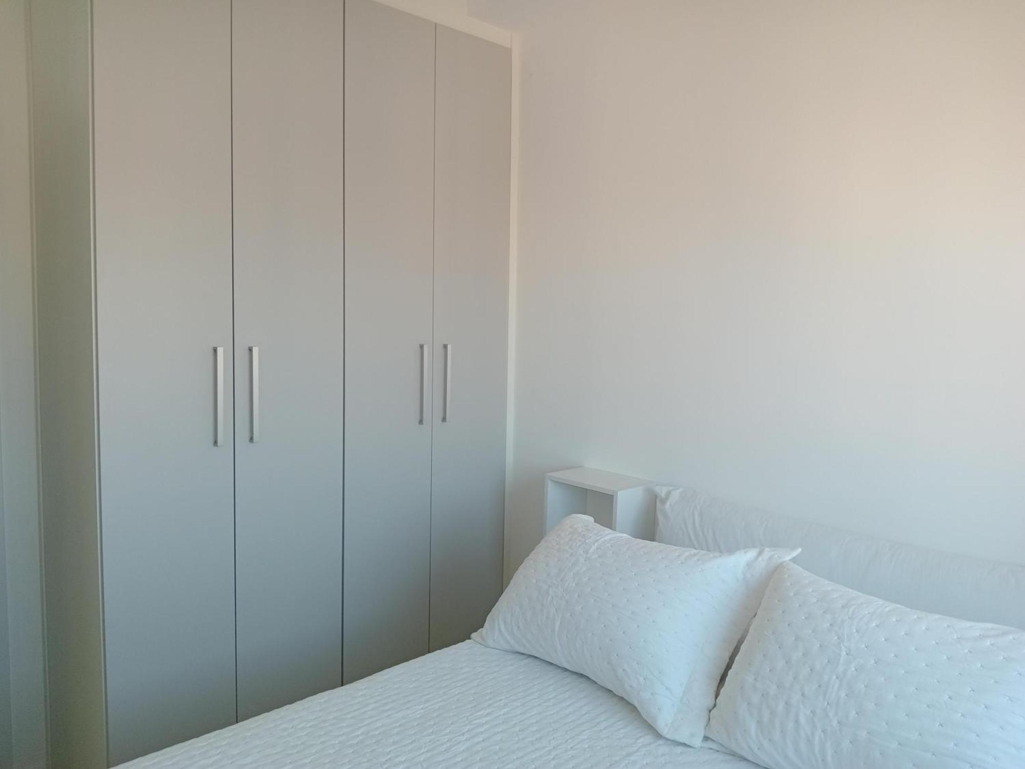 Pinheiros Faria Lima, Proximo Madalena Apartment